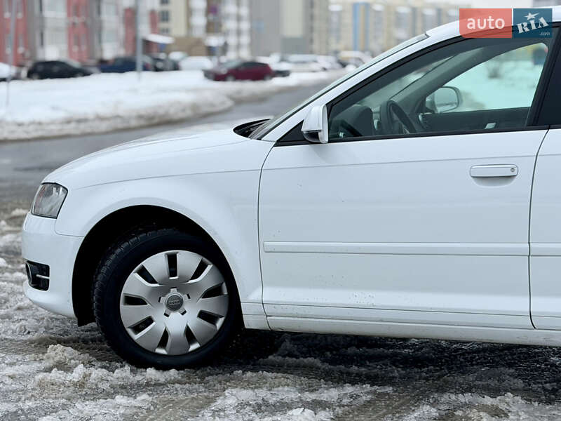 Хэтчбек Audi A3 2010 в Виннице