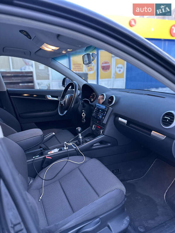 Хетчбек Audi A3 2008 в Києві фото 13 Хетчбек Audi A3 2008 в Києві