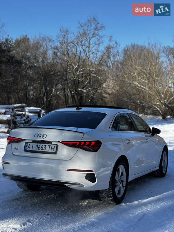Седан Audi A3 2023 в Барышевке