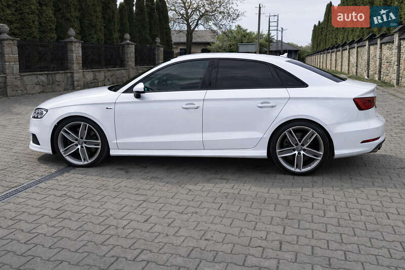 Седан Audi A3 2015 в Одесі