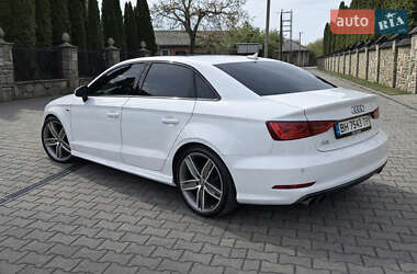 Седан Audi A3 2015 в Одессе
