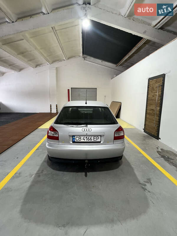 Хэтчбек Audi A3 2003 в Чернигове