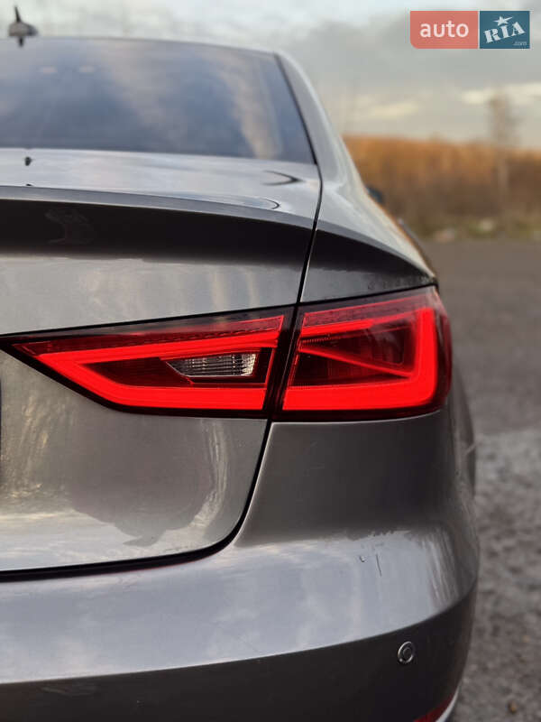 Седан Audi A3 2015 в Львове