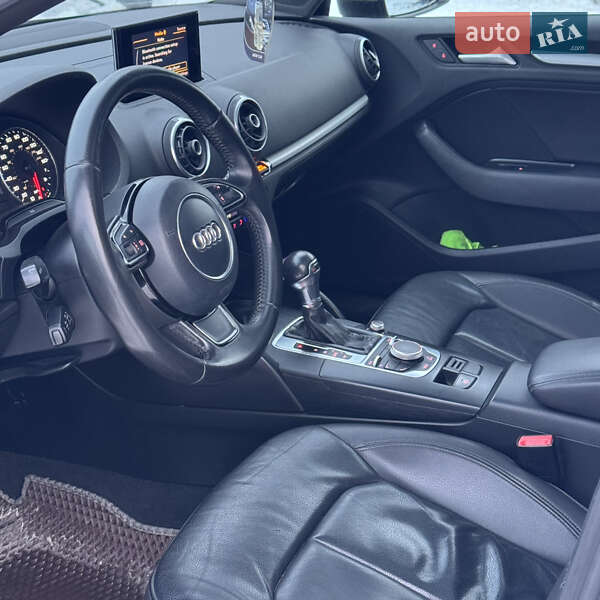Седан Audi A3 2014 в Дніпрі