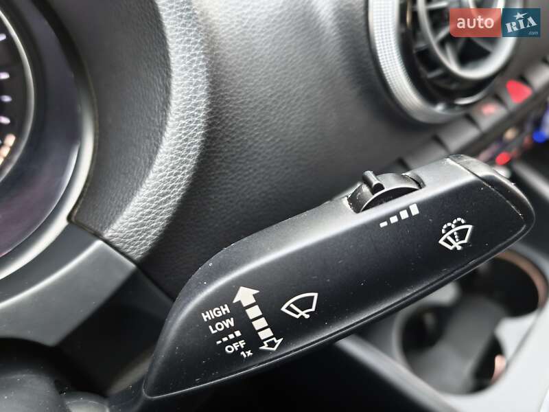 Седан Audi A3 2015 в Миколаєві