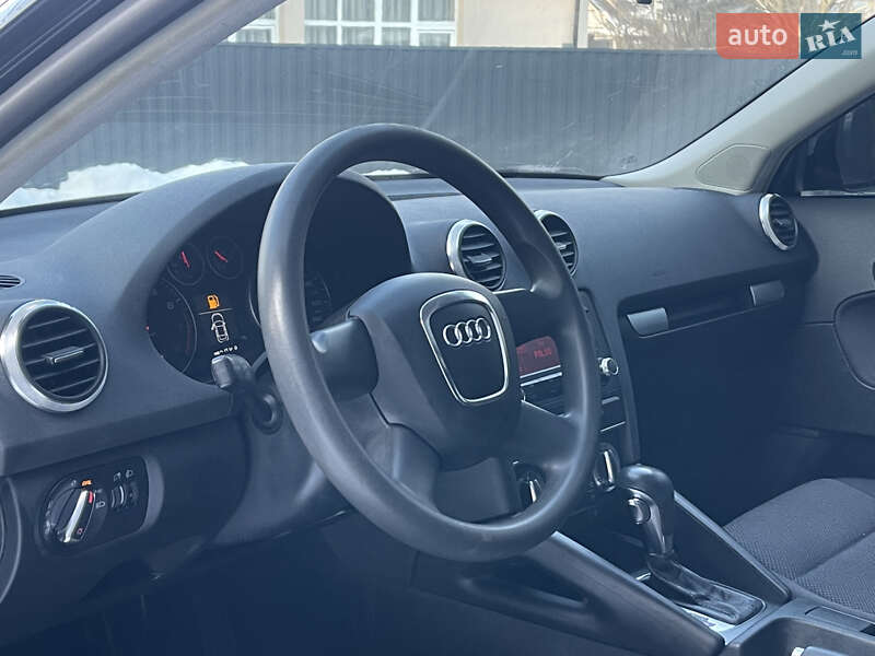 Хэтчбек Audi A3 2009 в Калуше