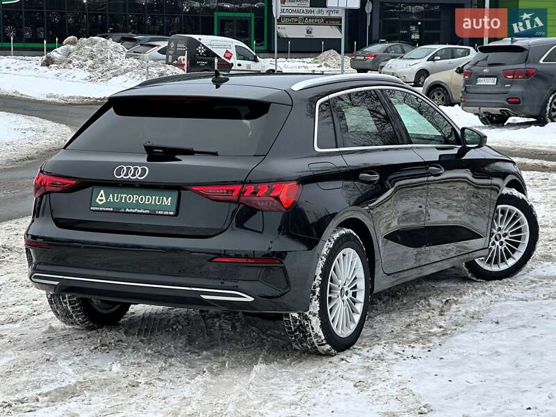 Хетчбек Audi A3 2021 в Києві