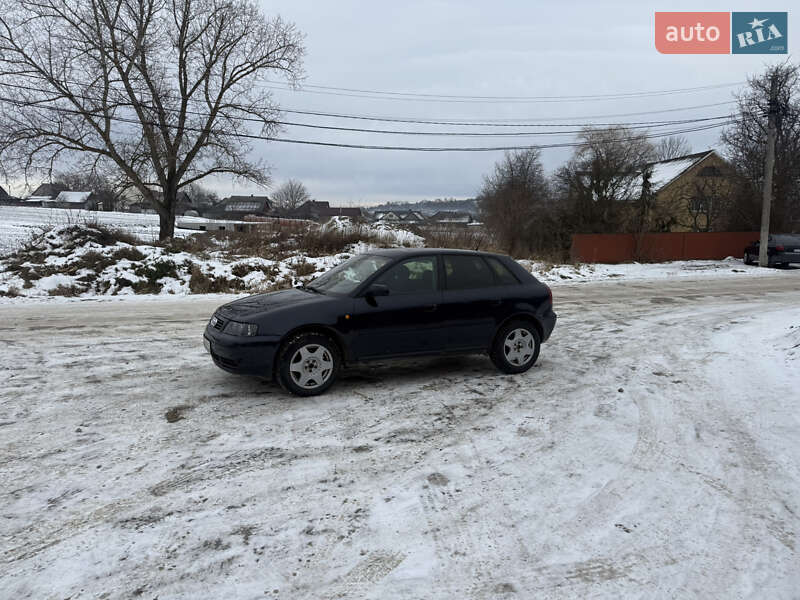 Хэтчбек Audi A3 1999 в Сторожинце