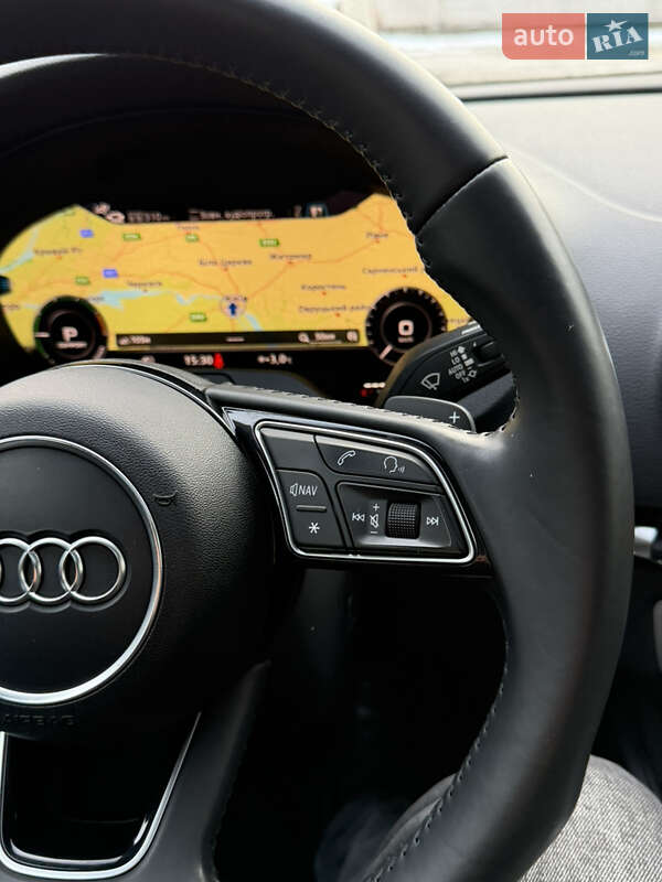 Хэтчбек Audi A3 2018 в Киеве