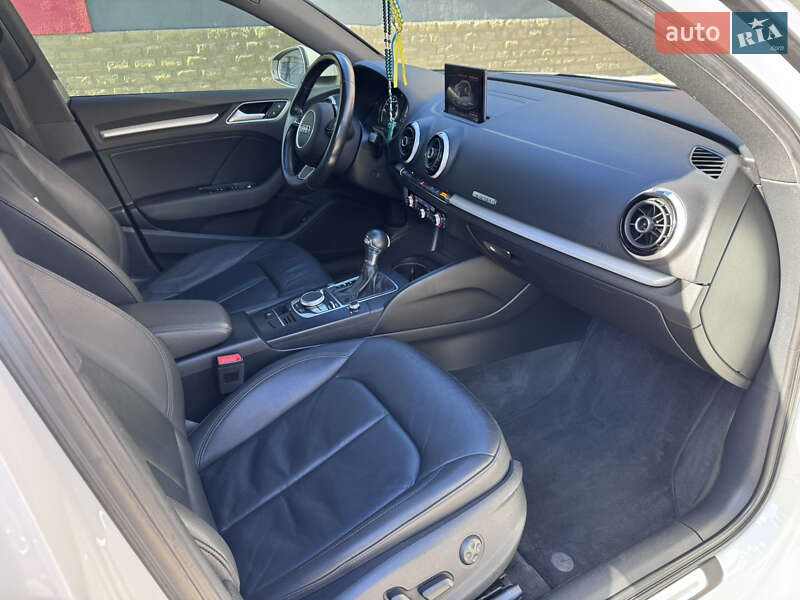 Хэтчбек Audi A3 2016 в Киеве фото 22 Хэтчбек Audi A3 2016 в Киеве