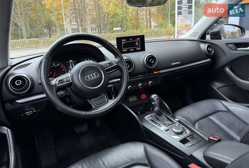 Седан Audi A3 2014 в Кривому Розі