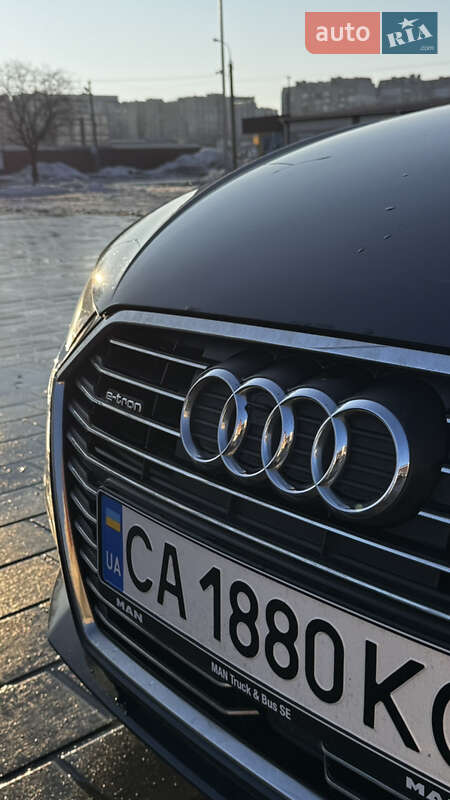 Хэтчбек Audi A3 2018 в Черкассах