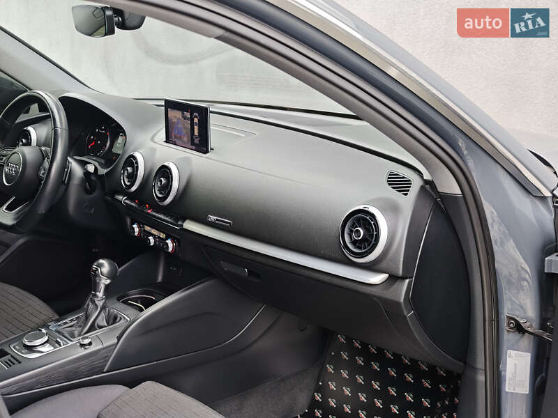 Хетчбек Audi A3 2020 в Луцьку фото 46 Хетчбек Audi A3 2020 в Луцьку