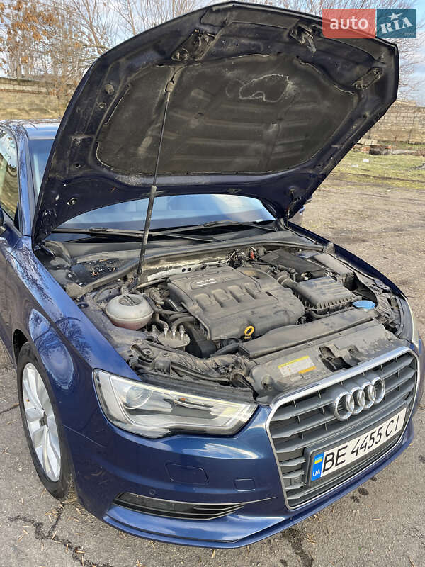 Седан Audi A3 2015 в Миколаєві