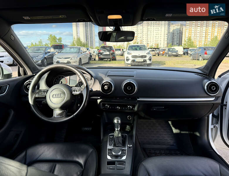 Седан Audi A3 2015 в Києві