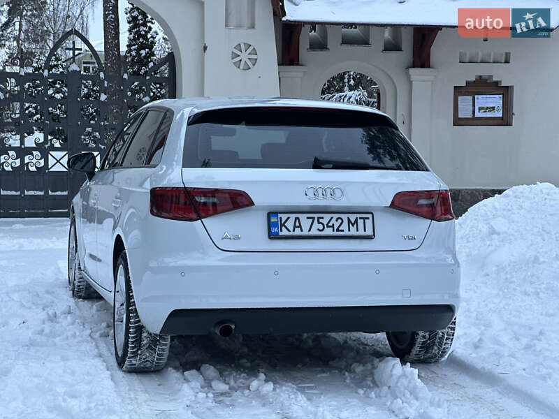 Хэтчбек Audi A3 2015 в Киеве фото 16 Хэтчбек Audi A3 2015 в Киеве