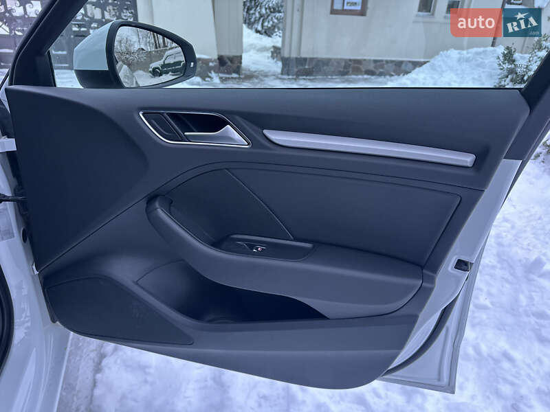 Хэтчбек Audi A3 2015 в Киеве фото 86 Хэтчбек Audi A3 2015 в Киеве