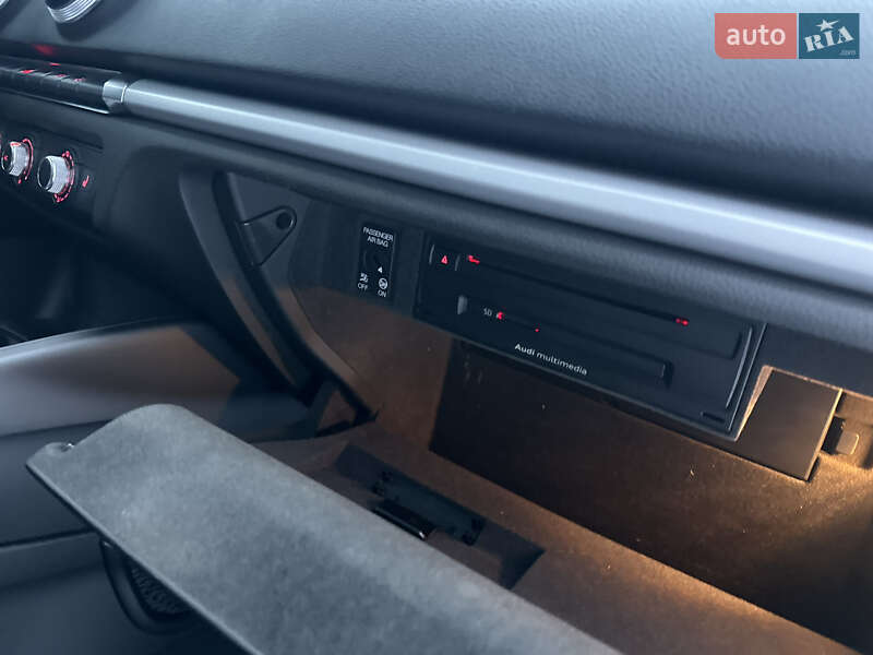 Хэтчбек Audi A3 2015 в Киеве фото 97 Хэтчбек Audi A3 2015 в Киеве