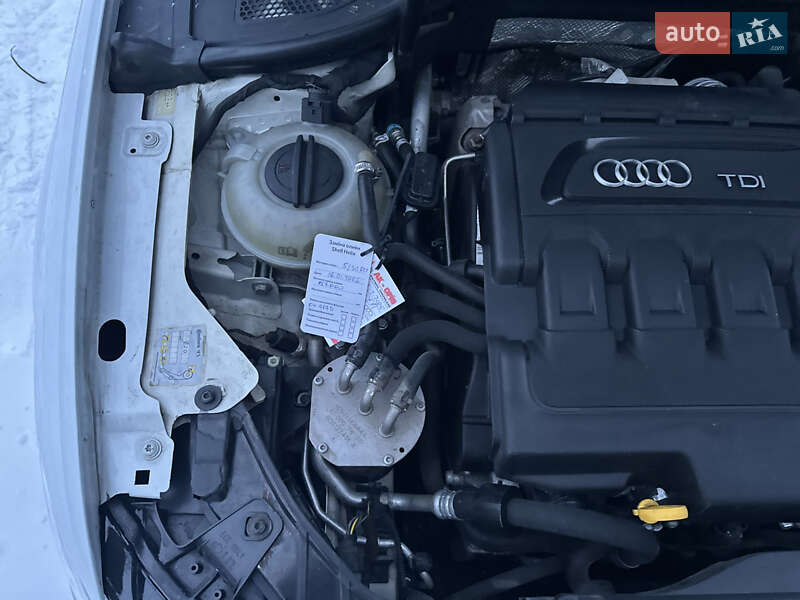 Хэтчбек Audi A3 2015 в Киеве фото 100 Хэтчбек Audi A3 2015 в Киеве