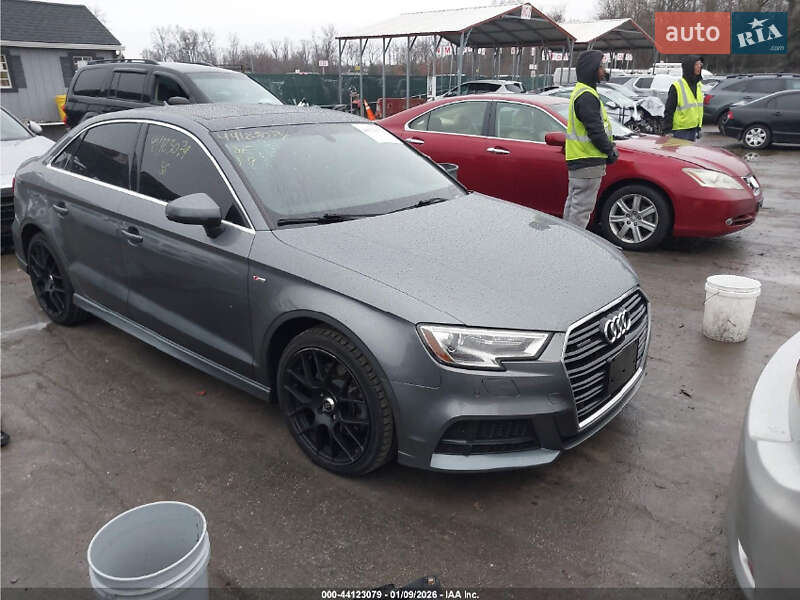 Седан Audi A3 2017 в Киеве фото 8 Седан Audi A3 2017 в Киеве