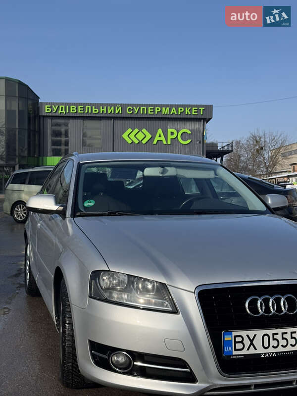 Хетчбек Audi A3 2012 в Кам'янець-Подільському фото 3 Хетчбек Audi A3 2012 в Кам'янець-Подільському