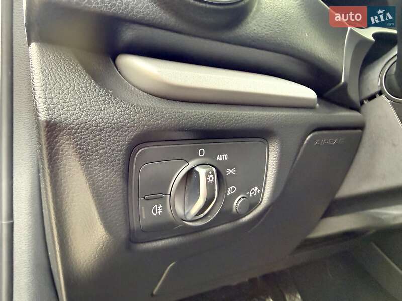 Седан Audi A3 2016 в Одессе