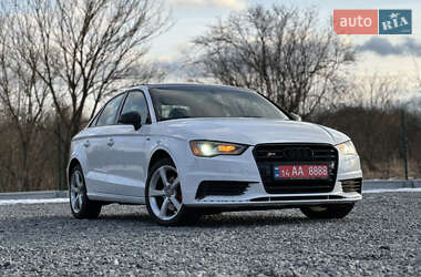 Седан Audi A3 2016 в Дрогобичі
