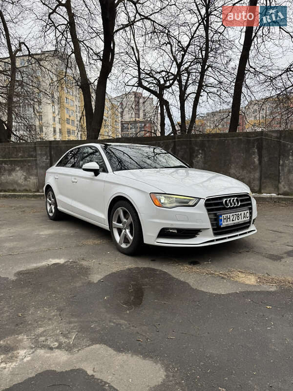 Седан Audi A3 2015 в Одессе