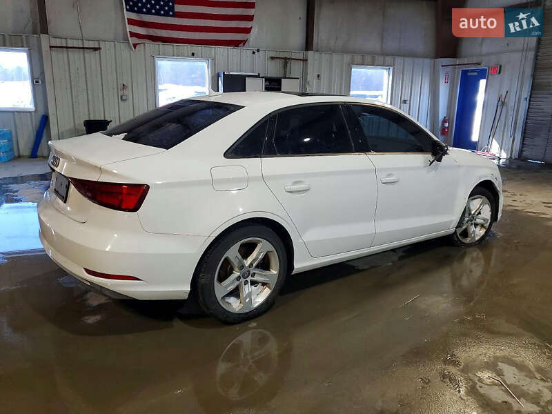 Седан Audi A3 2017 в Коломиї