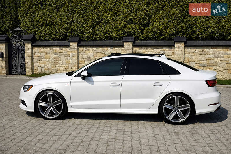 Седан Audi A3 2015 в Одесі