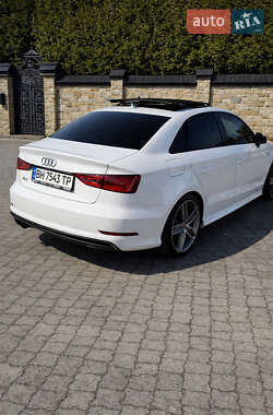 Седан Audi A3 2015 в Одессе