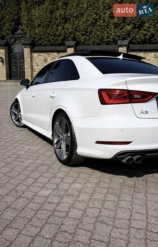 Седан Audi A3 2015 в Одессе