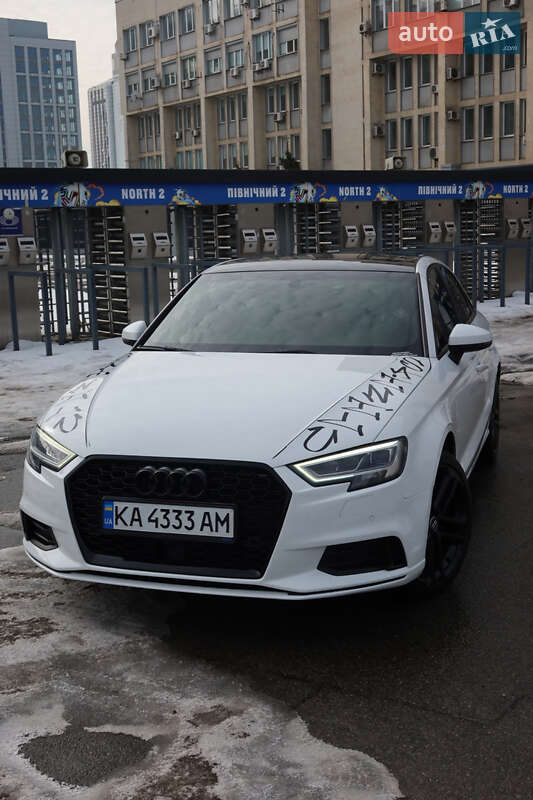2018 Audi A3, VIN WAUB8GFF9J1090263:plate — фото 1 (autoria)
