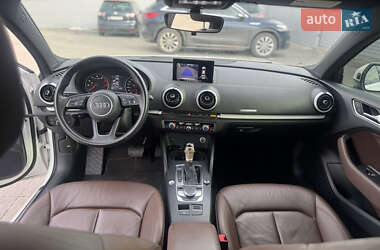 Седан Audi A3 2019 в Владимире