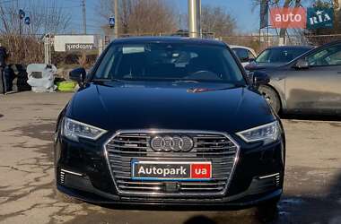 Хэтчбек Audi A3 2016 в Виннице