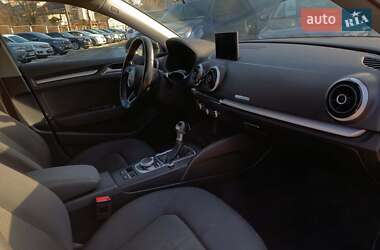 Хэтчбек Audi A3 2016 в Виннице