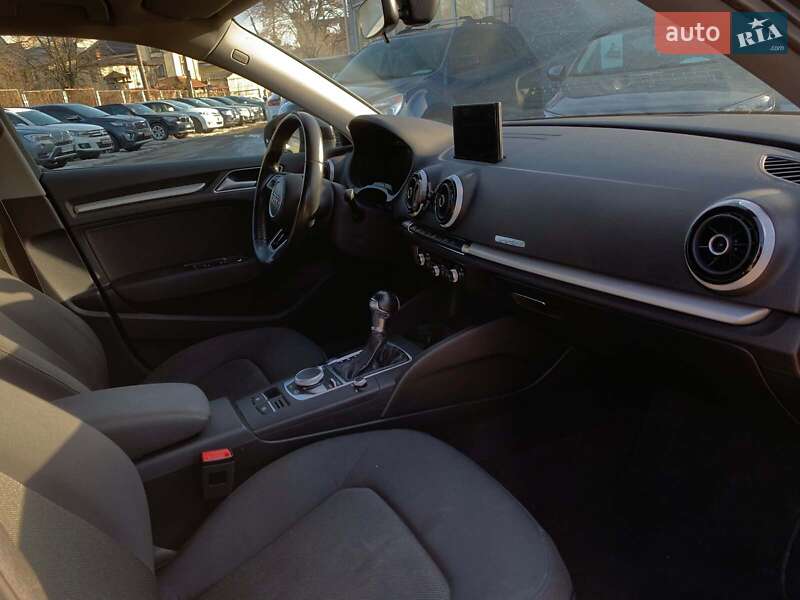 Хэтчбек Audi A3 2016 в Виннице