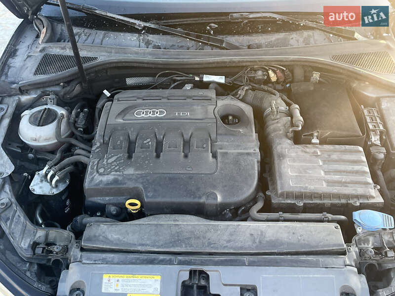 Седан Audi A3 2015 в Полтаве