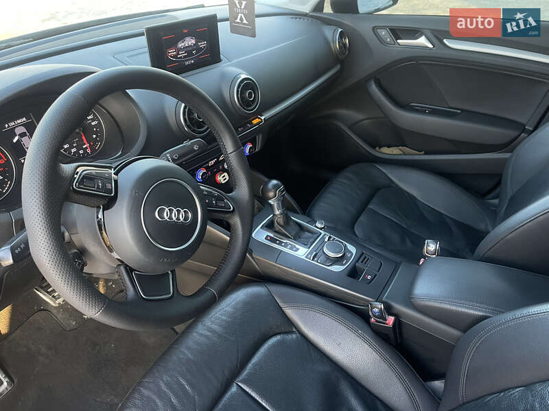 Седан Audi A3 2015 в Полтаве