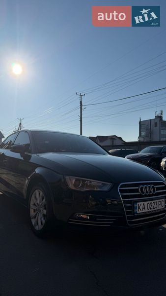 Седан Audi A3 2014 в Києві