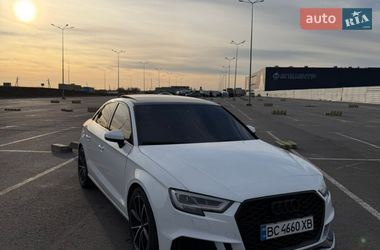 Седан Audi A3 2018 в Львові