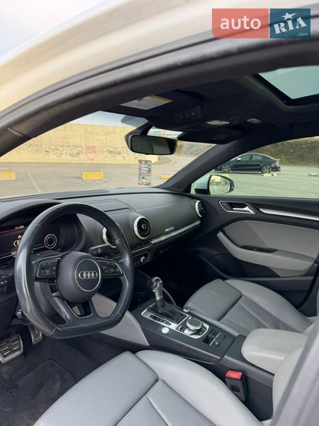 Седан Audi A3 2018 в Львове