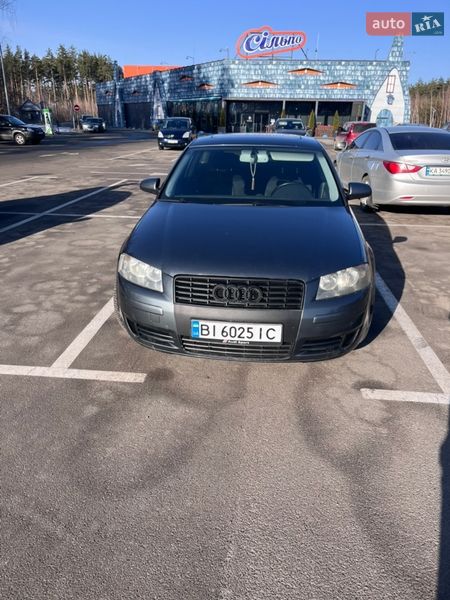 Хэтчбек Audi A3 2003 в Киеве