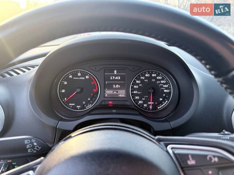 Седан Audi A3 2015 в Івано-Франківську