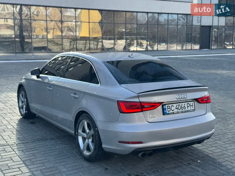 Седан Audi A3 2014 в Днепре
