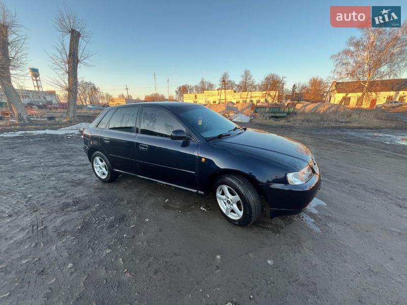 Хетчбек Audi A3 1999 в Погребище