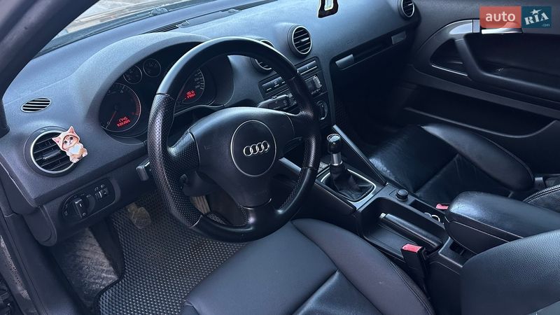 Хэтчбек Audi A3 2004 в Красилове