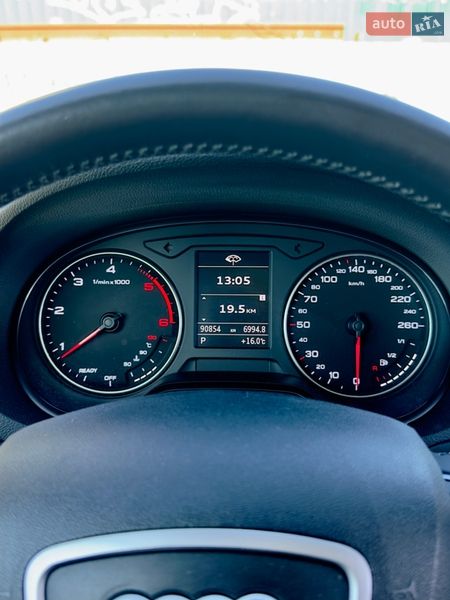 Хэтчбек Audi A3 2015 в Киеве