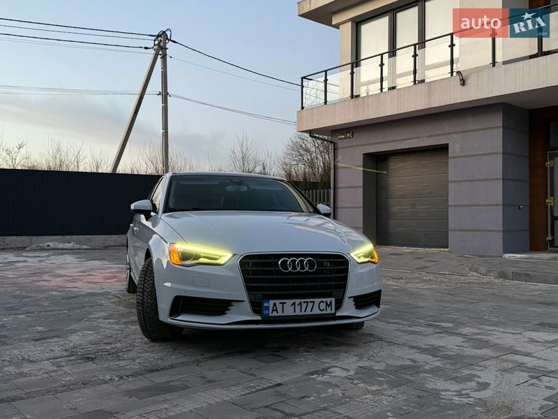 Седан Audi A3 2014 в Ивано-Франковске