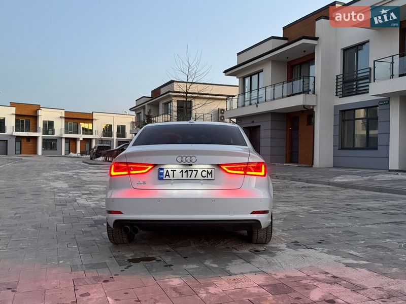 Седан Audi A3 2014 в Ивано-Франковске